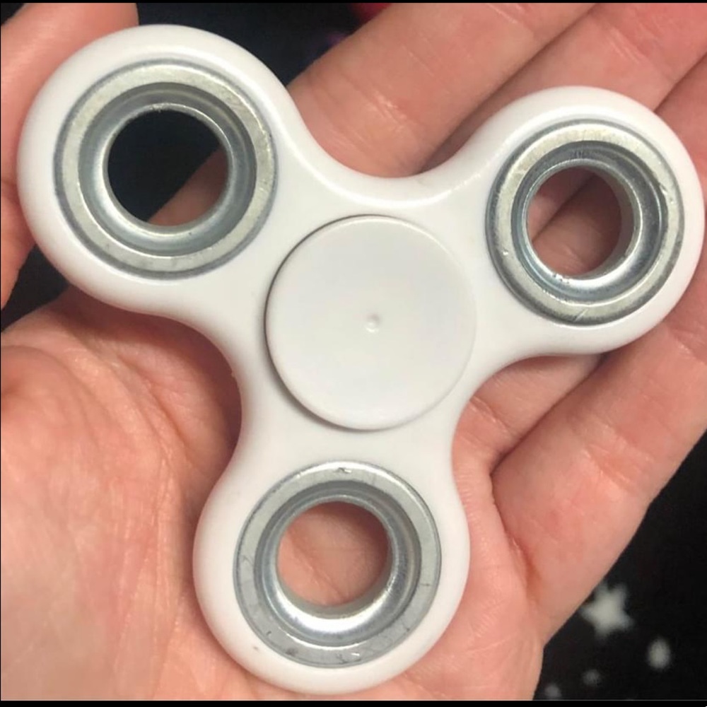 Fidget Spinners - Picture 4 of 9